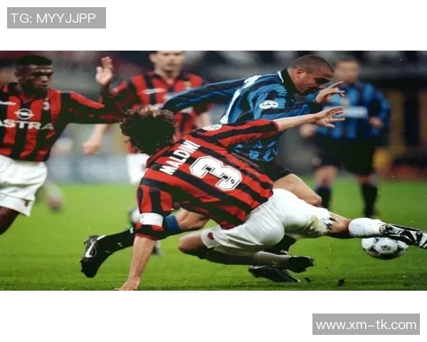 足球巨星传记:探索他们的辉煌成就与不为人知的故事