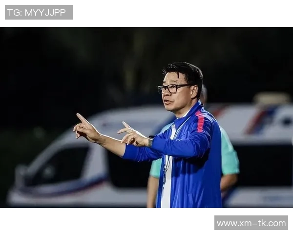 上海申花足球队主教练的战术理念与球队未来发展方向探讨